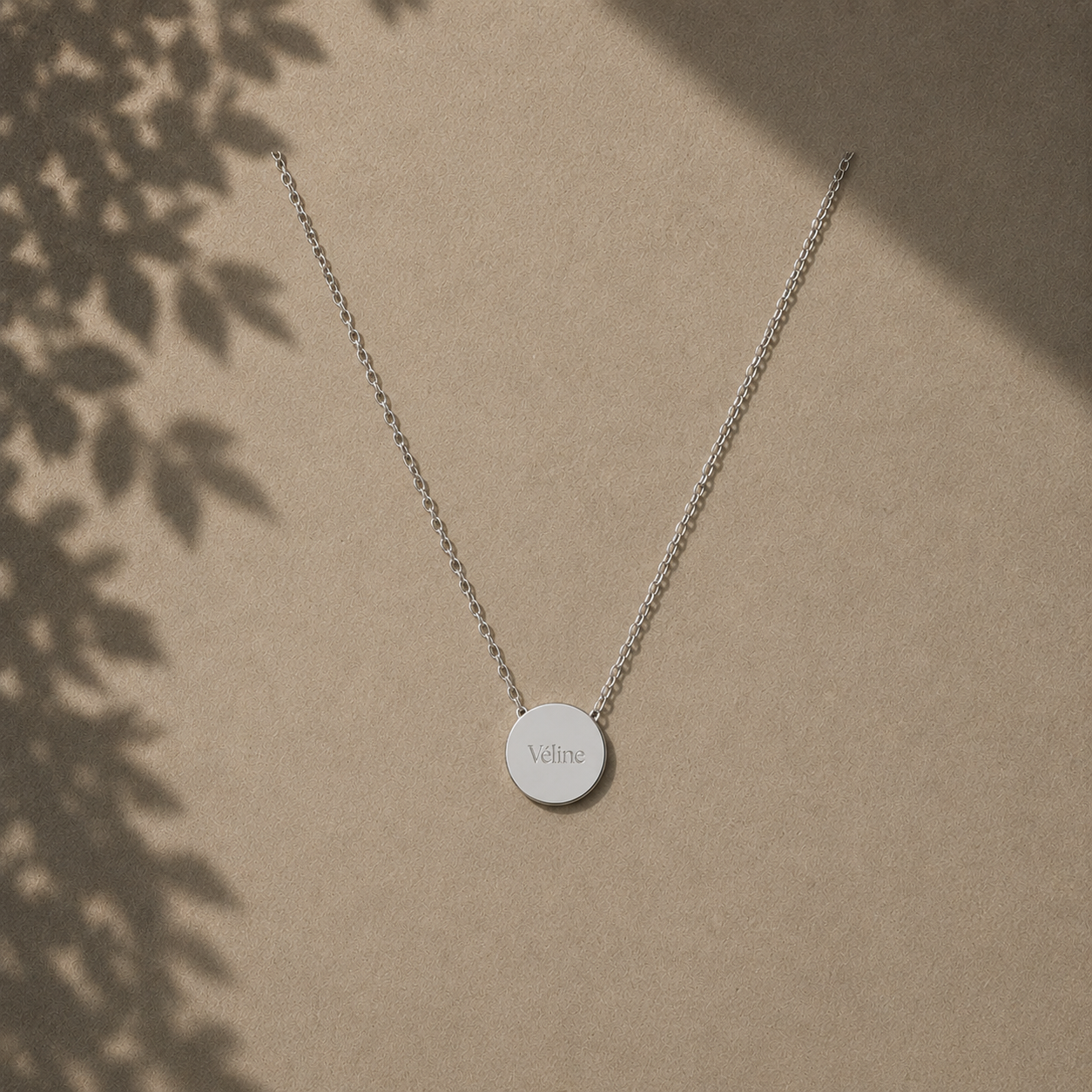 Véline Circle Necklace